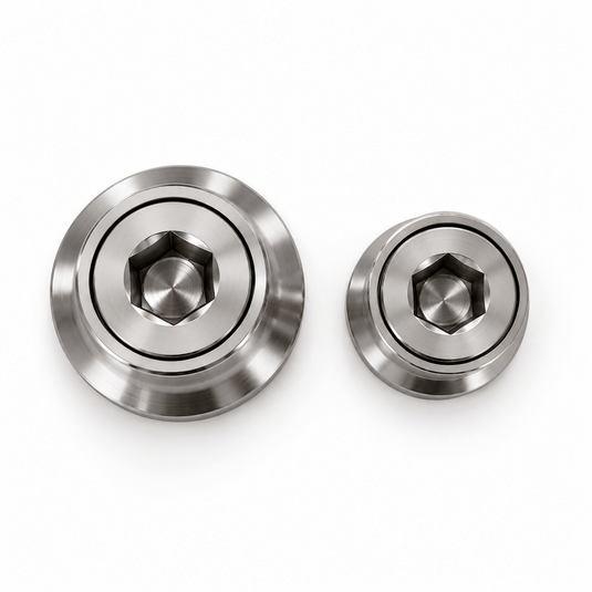 Vooraanzicht van titanium inbusbouten M10x1.25 met Cup Washers