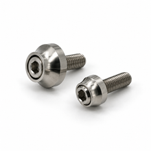 Titanium inbusbouten M5 met Cup Washers in twee kopuitvoeringen